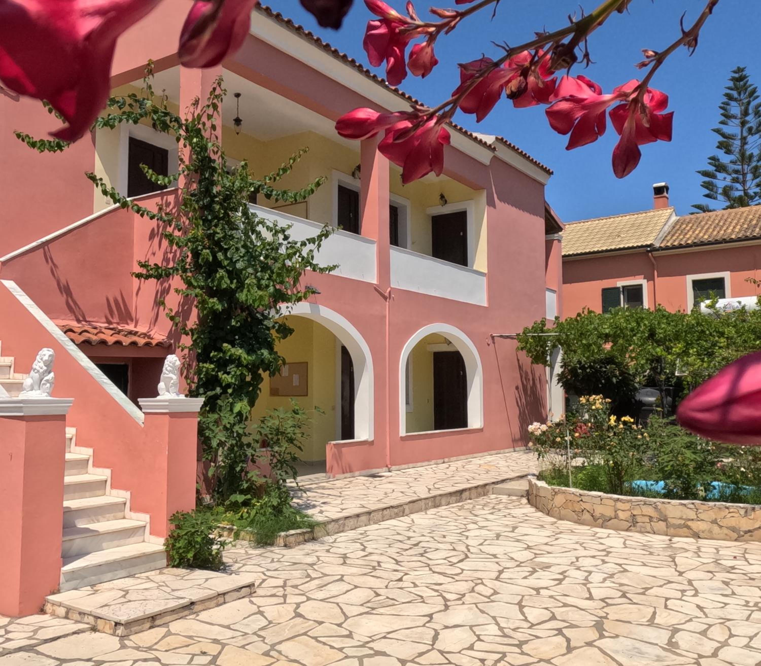 Antigoni Apartments Acharavi 44/46
