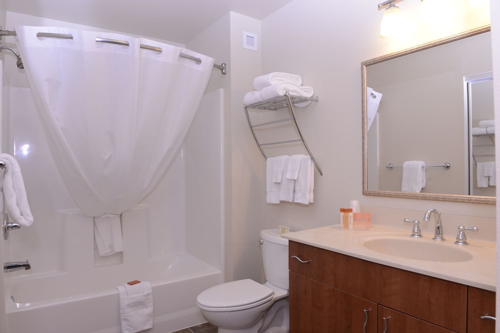 Aspen Suites Hotel Sitka 4/22