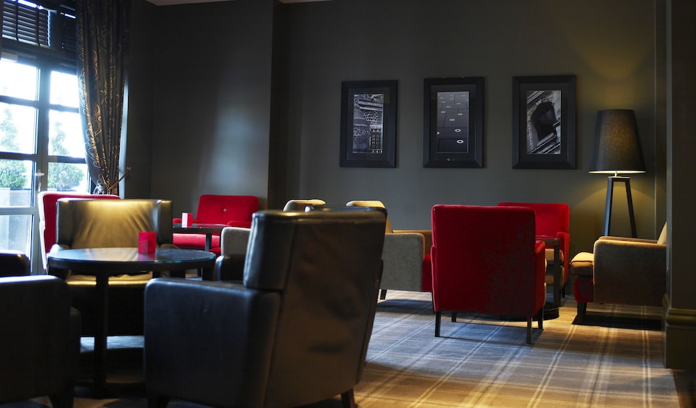 Village Hotel Leeds South 34/63