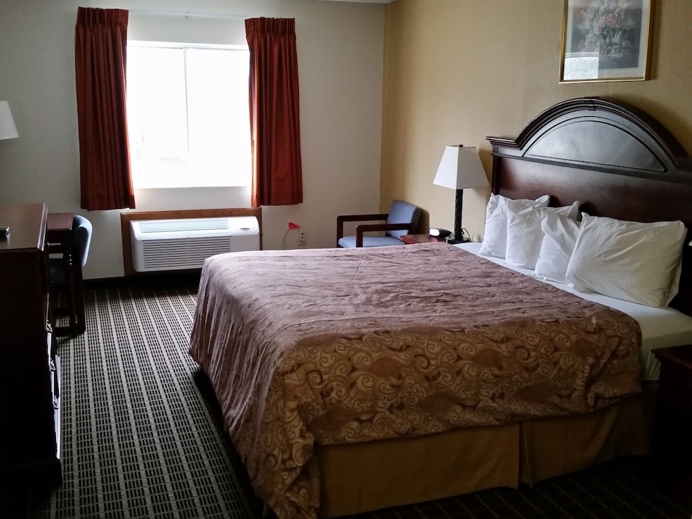 Rodeway Inn Cedar Rapids Westdale 7/27