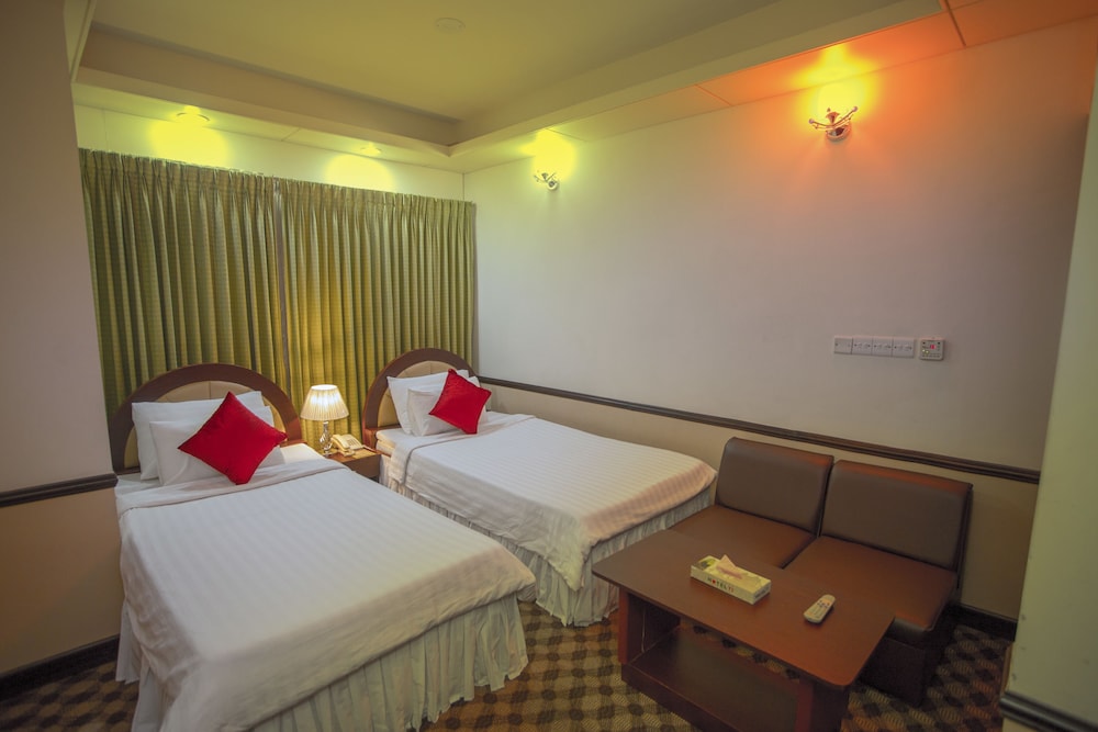 HOTEL 71 26/71
