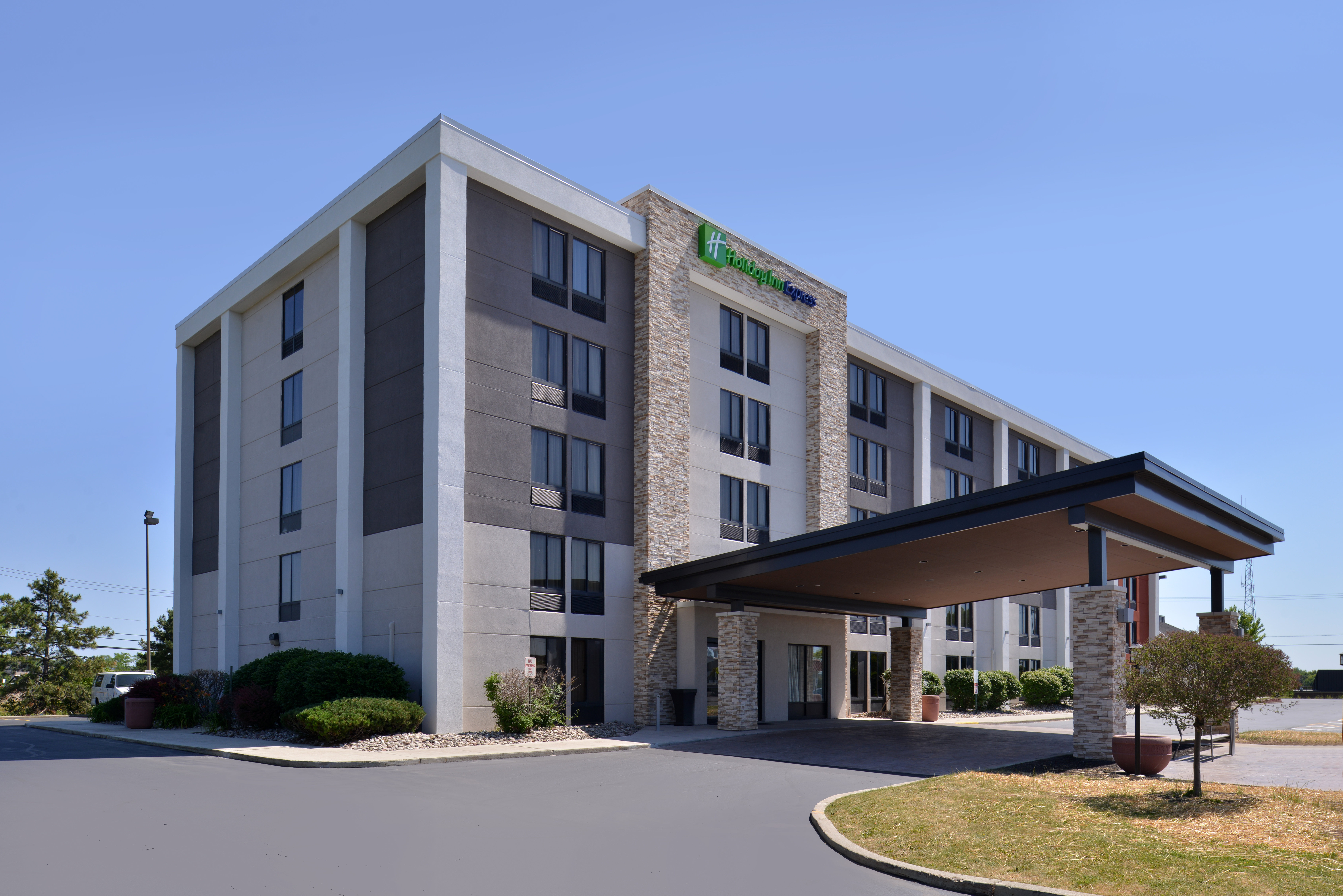 Holiday Inn Express Rochester University Area 4/48