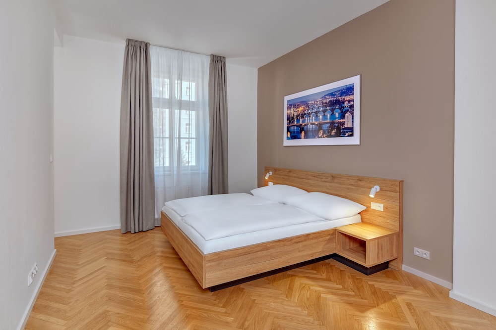 DownTown Suites Kodanska 18/42