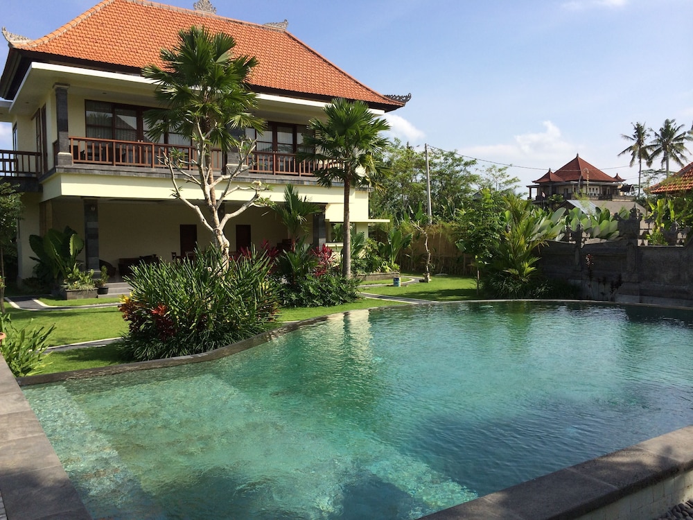 Meng Bengil Villa 7/69