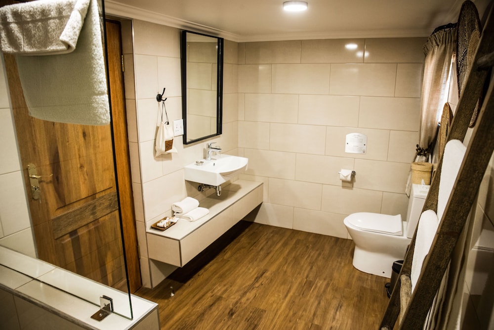 Bona Bona Game Lodge 47/48
