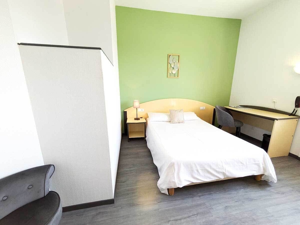 Complexe Hotelier Regain 15/44