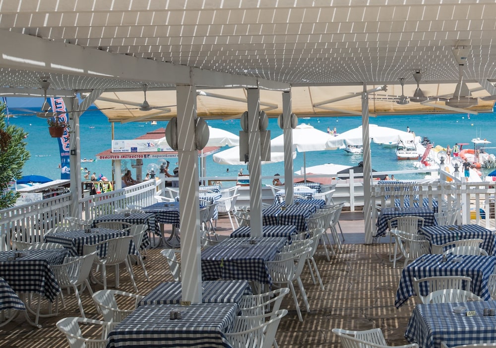 Iliada Beach Hotel 50/64