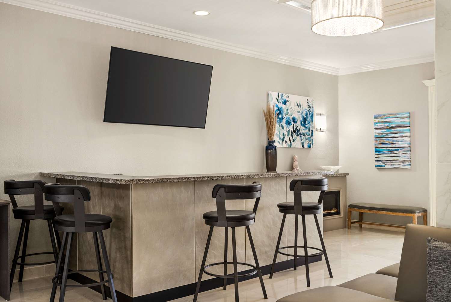 La Quinta Inn & Suites by Wyndham Brownsville North 17/27