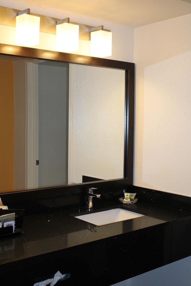 Best Western Arizonian Inn 33/40