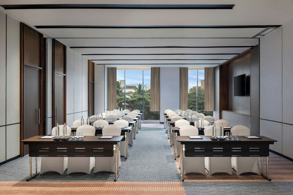 Four Points by Sheraton Chennai, Velachery 44/47