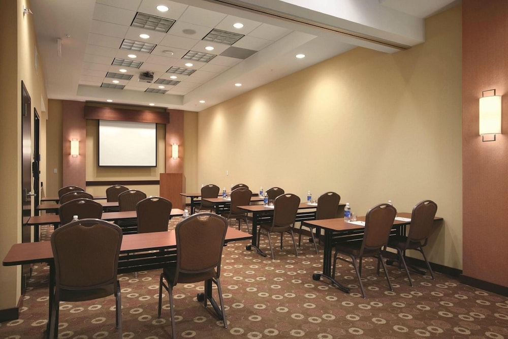 Hyatt Place Des Moines Downtwn 38/45