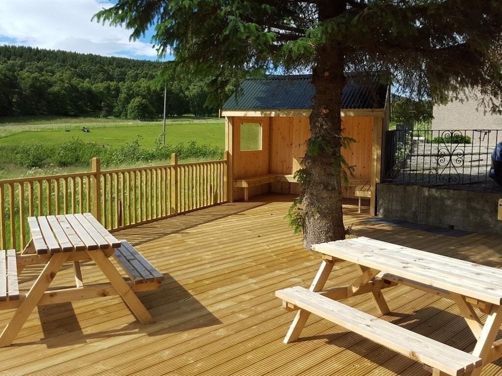 Carn Mhor Bed and Breakfast 26/50