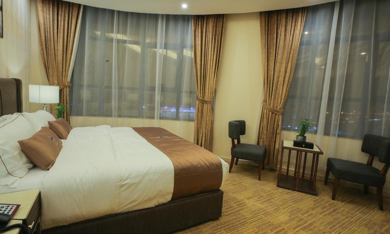 دوفيل ان(Deauville Inn) 12/47