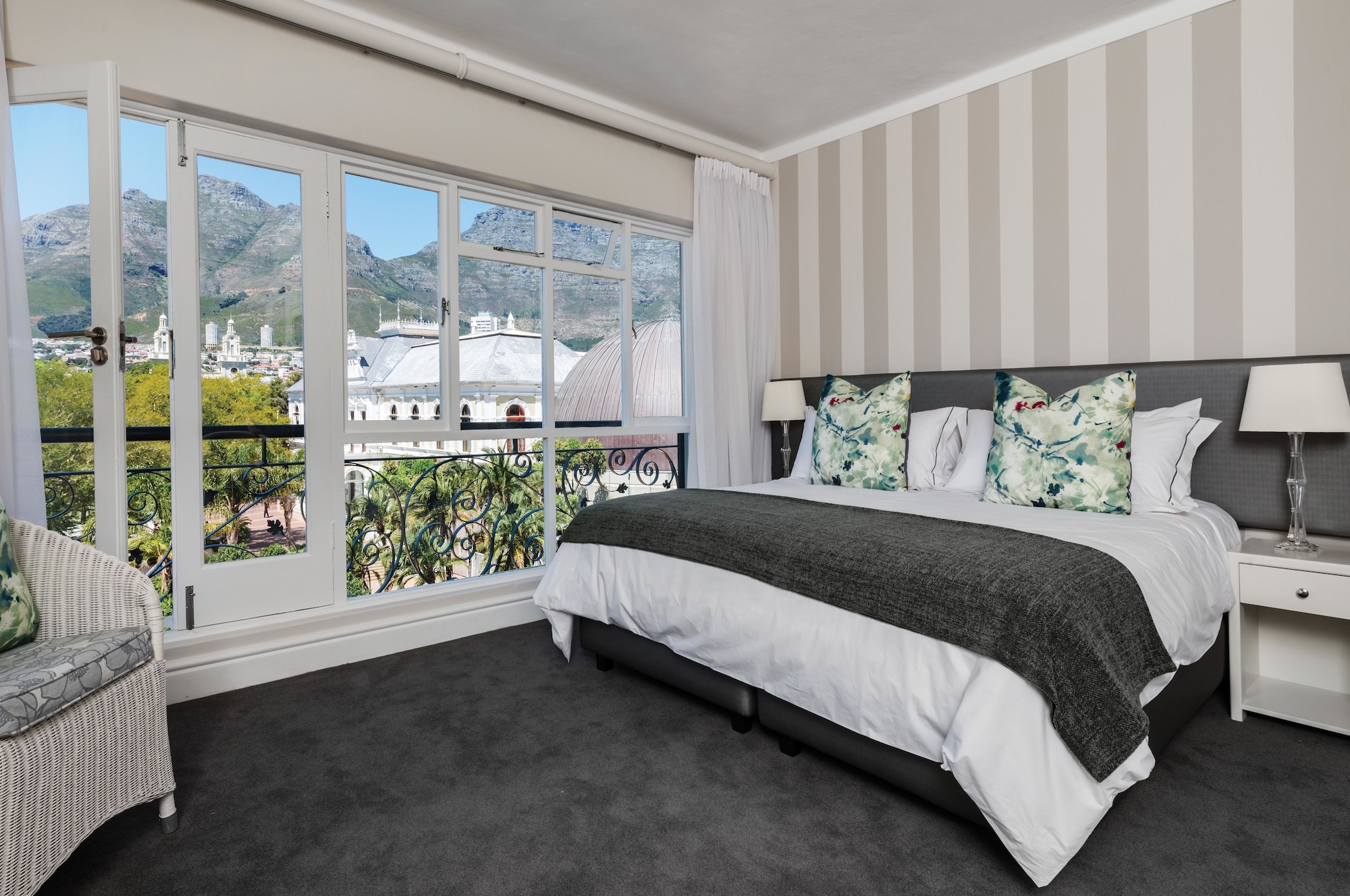 STANDARD, DOUBLE OR TWIN BED