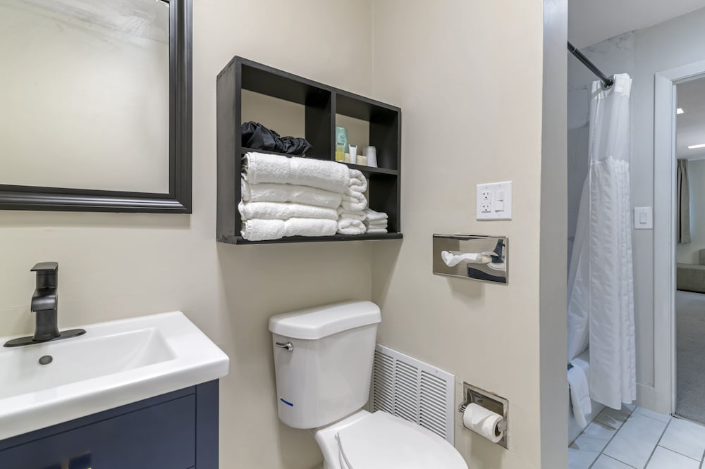 Days Inn By Wyndham Dover 19/24