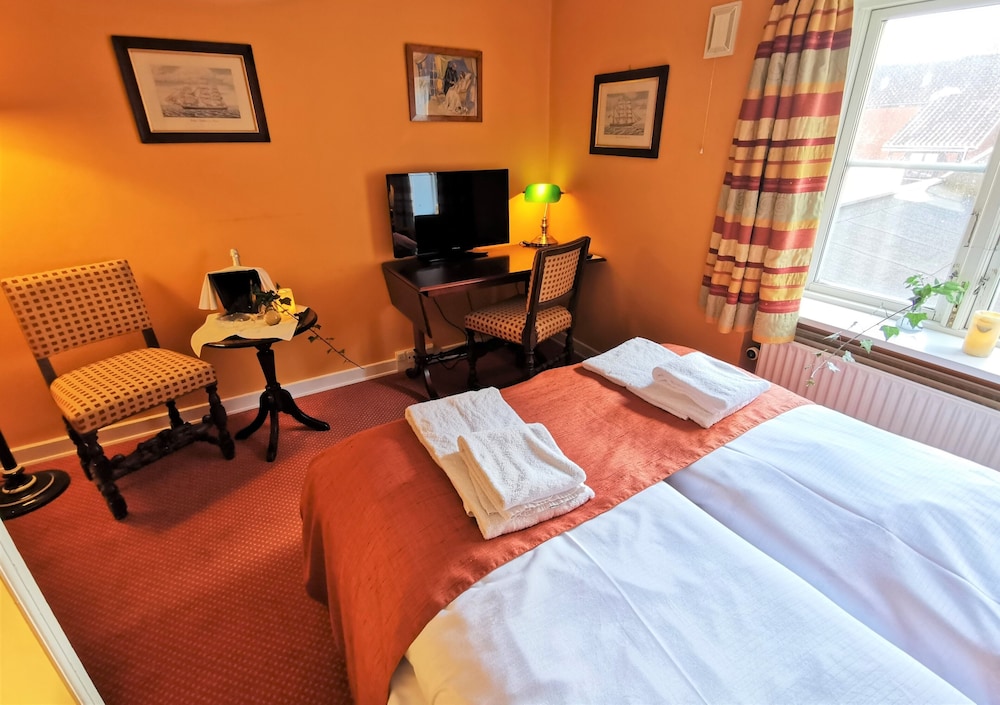 Hotel Dagmar 10/34