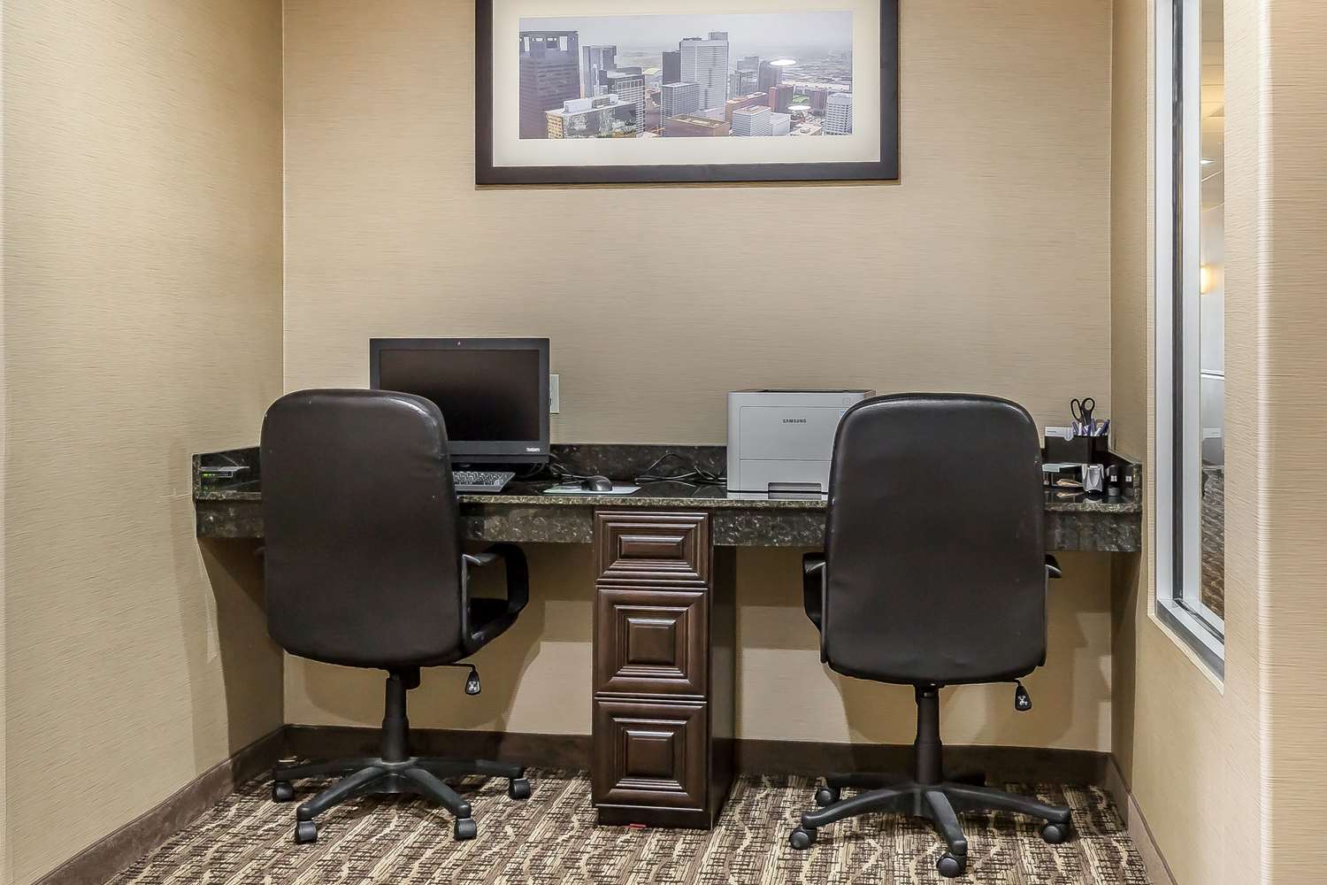 Comfort Suites Houston IAH Airport - Beltway 8 35/45