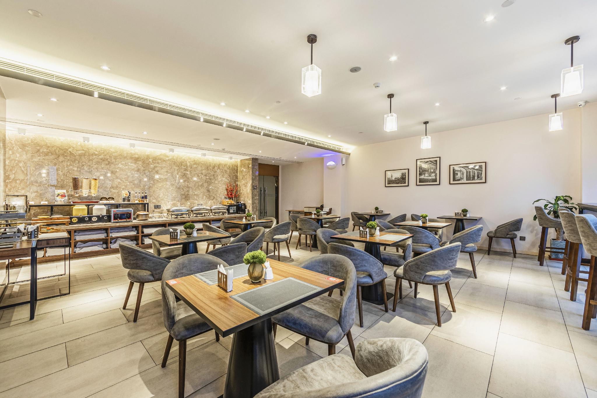 Home Inn Plus (Dongying Financial Port) 66/74