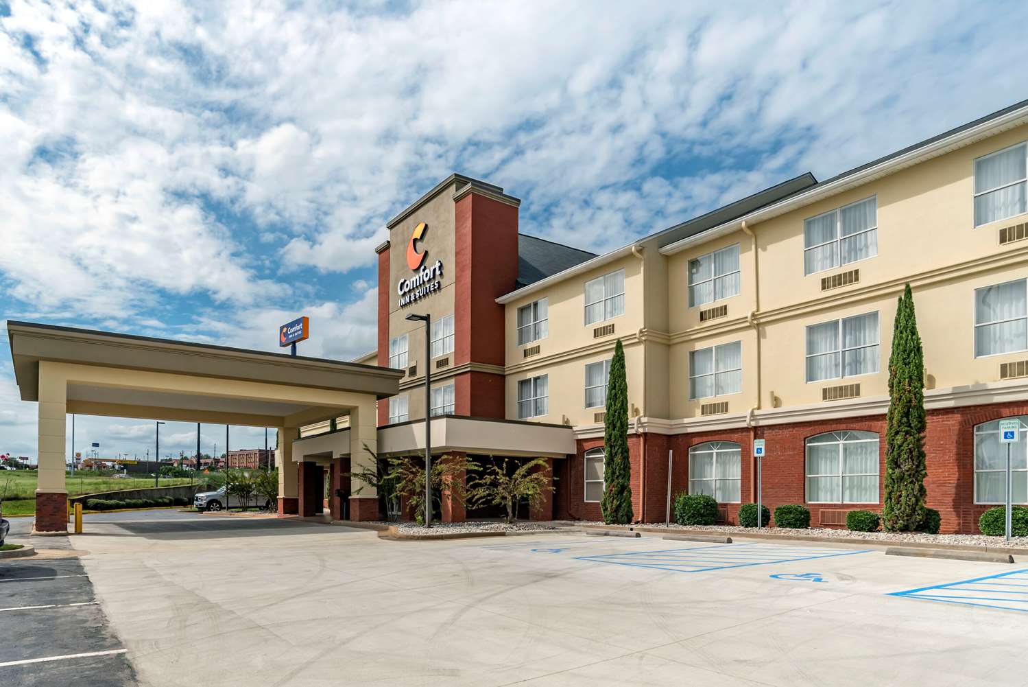 Comfort Inn and Suites Millbrook - Prattville 3/25