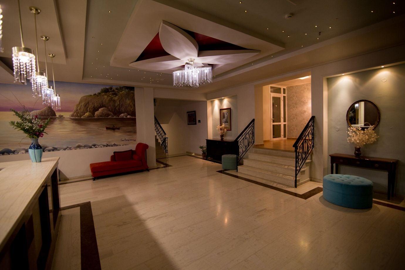 Aphrodite Hotel 24/41