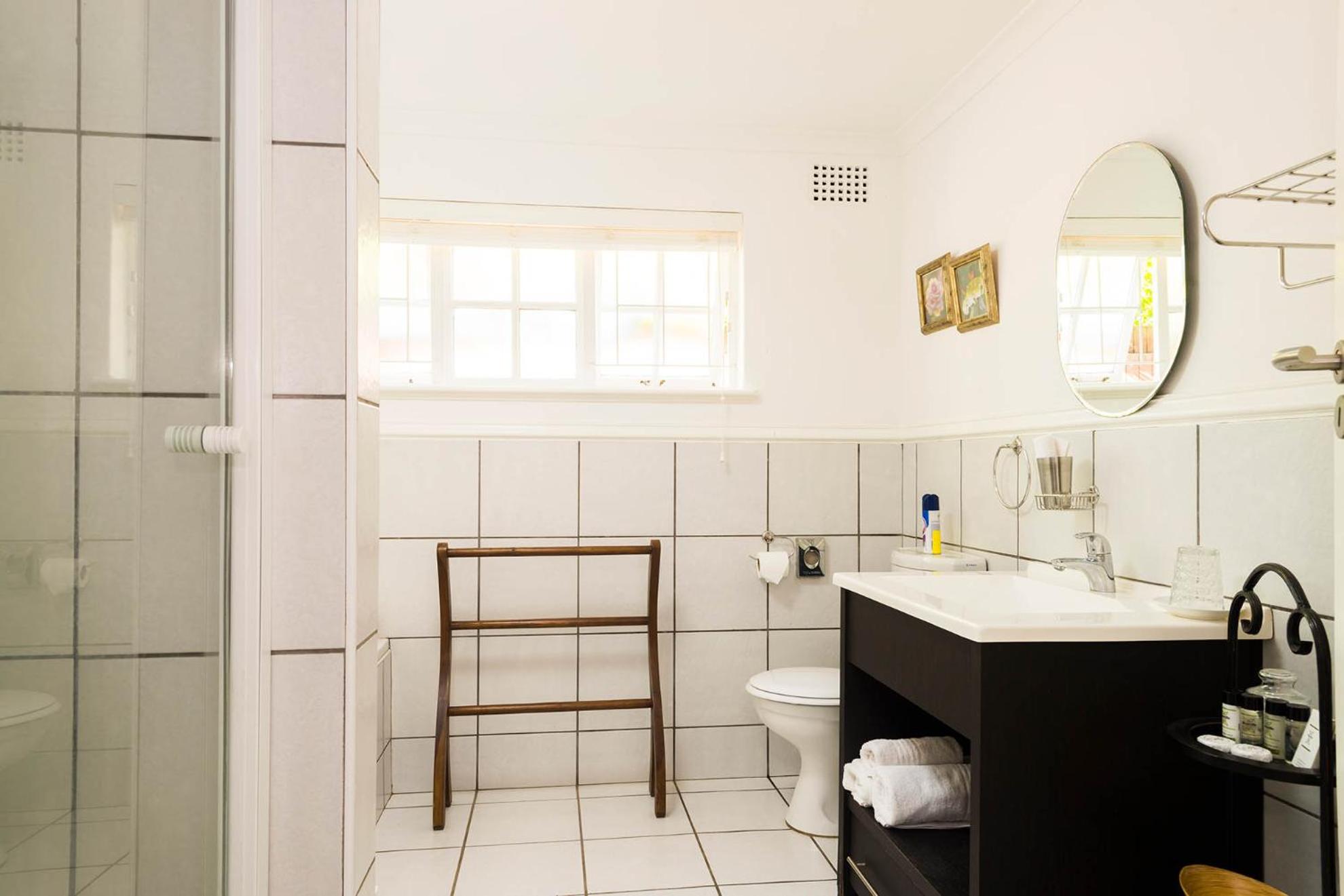 Westville Bed Breakfast Guest House 88/99