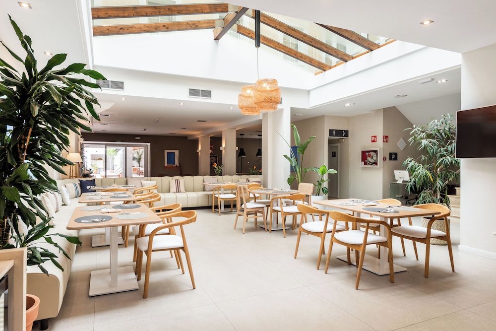 Hotel Menorca Patricia Formerly Hesperia Patricia Hotel 30/41