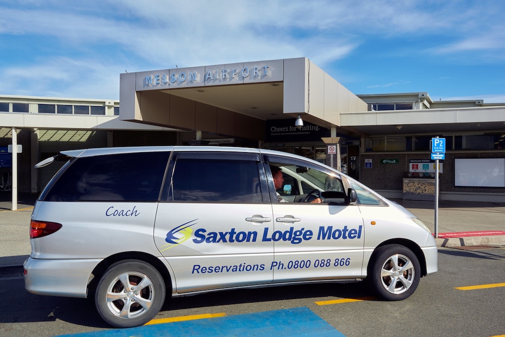 Saxton Lodge 3/39