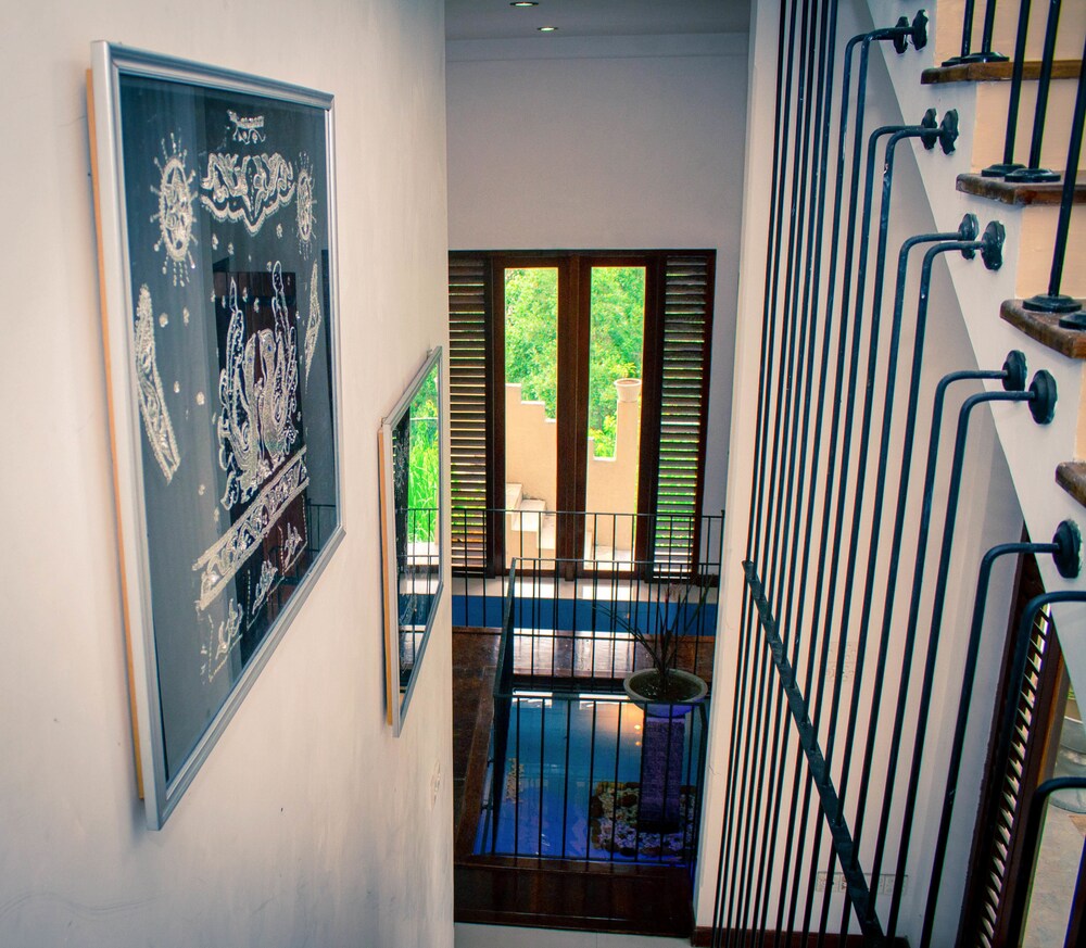 Sri Kandyan Bungalow 2/42