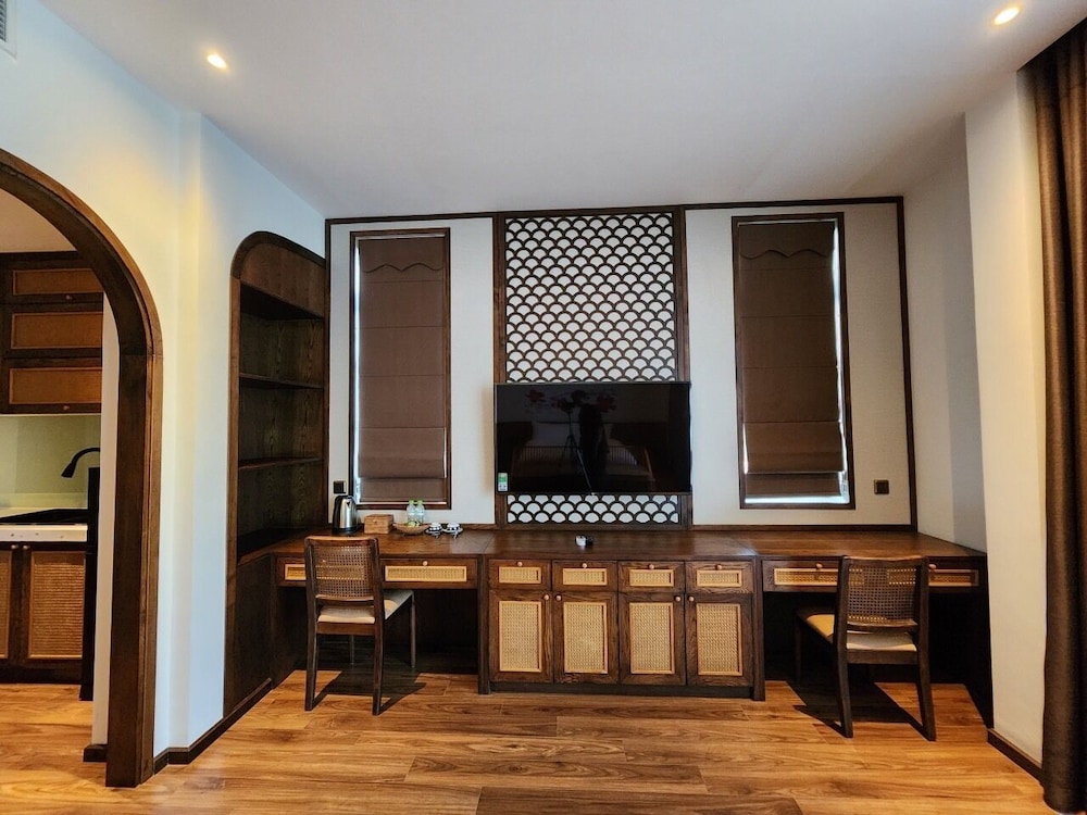Emotion Villa Hoi An 58/70