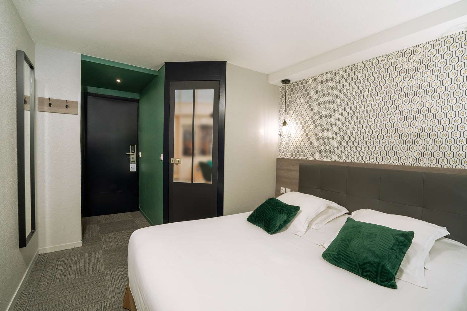 Sure Hotel by Best Western Rouvignies Valenciennes 4/22