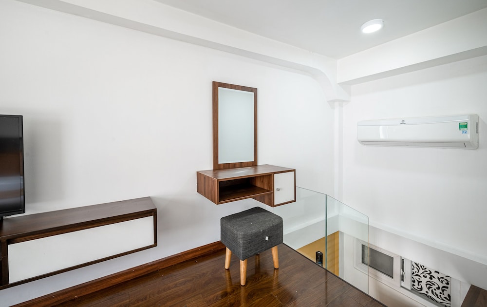 Cozrum Homes - Sonata Residence 30/50