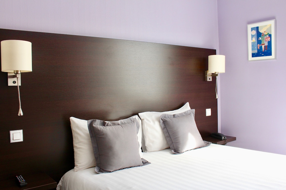 Hotel Le Charleston 18/75