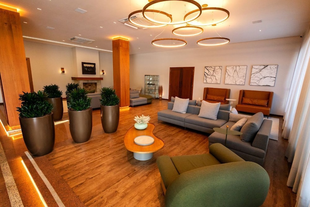 Monthez Hotel & Eventos 39/65