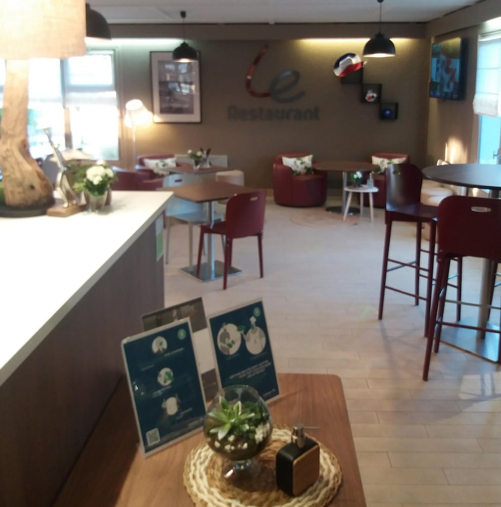 Hotel Campanile Saint Malo Saint Jouan Des Guerets 37/48