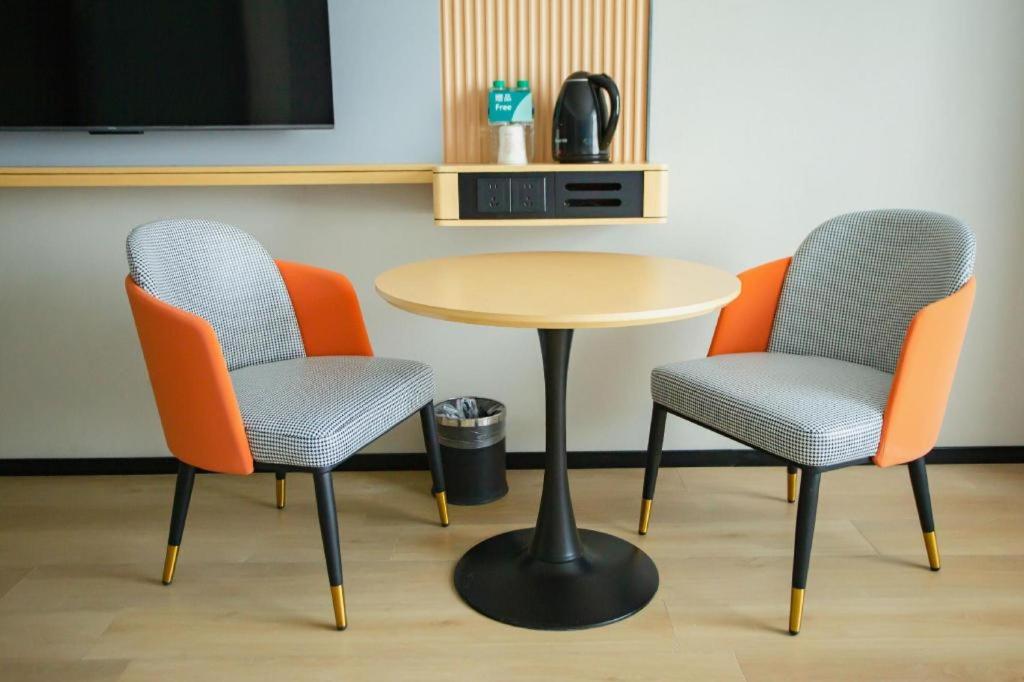 City Comfort Inn Wuhan Jiangxia 38/47