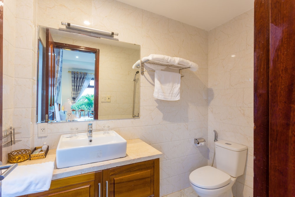 Hoi An Reverie Villas 66/70