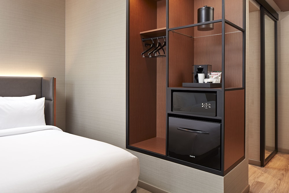 AC Hotel by Marriott Palo Alto 13/43