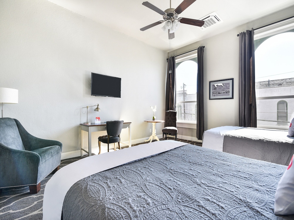 The Dilworth Inn Suites 21/46