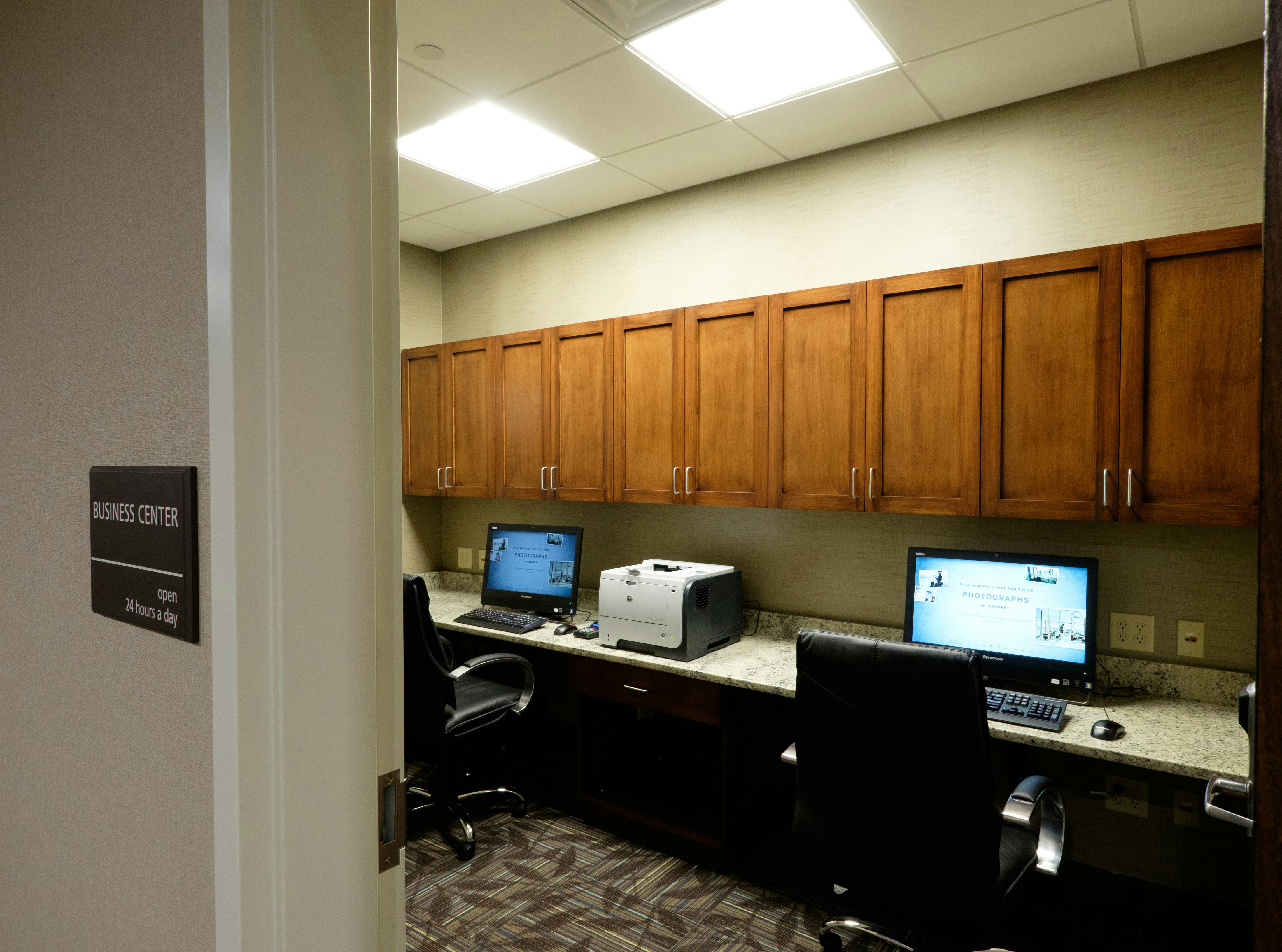 Hampton Inn Green Bay Downtown 17/21