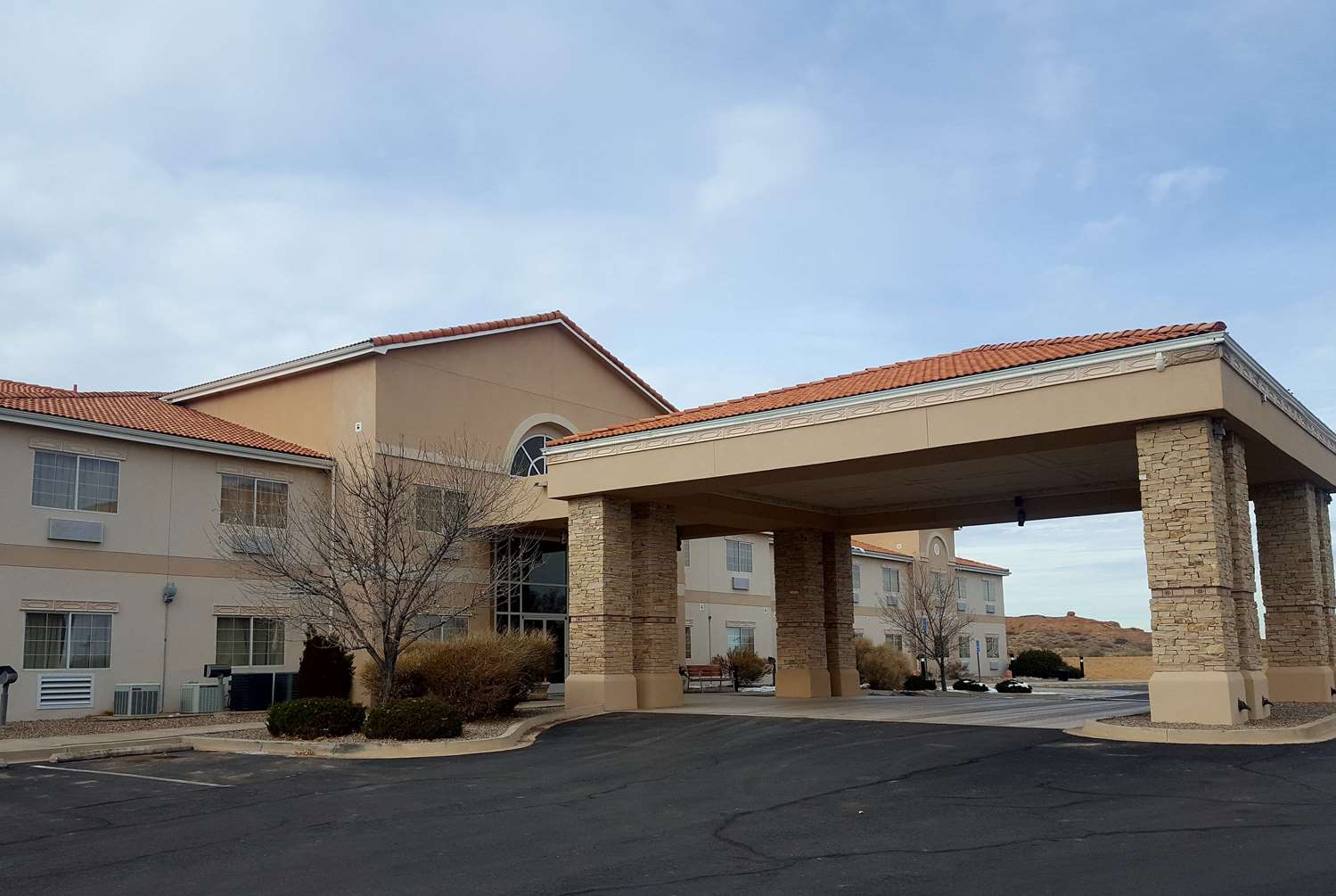 Baymont by Wyndham Belen NM 2/4