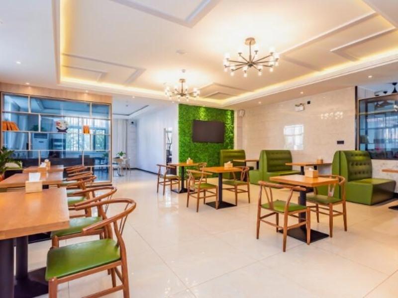 GreenTree Inn Qingdao Huangdao District Jinsha Road Jinsha Beach Hotel 22/27