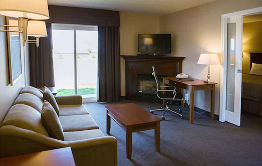Super 8 by Wyndham Port Elgin 19/35