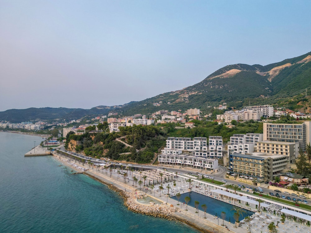 Hotel Vlora Priam, Affiliated by Melia 59/65