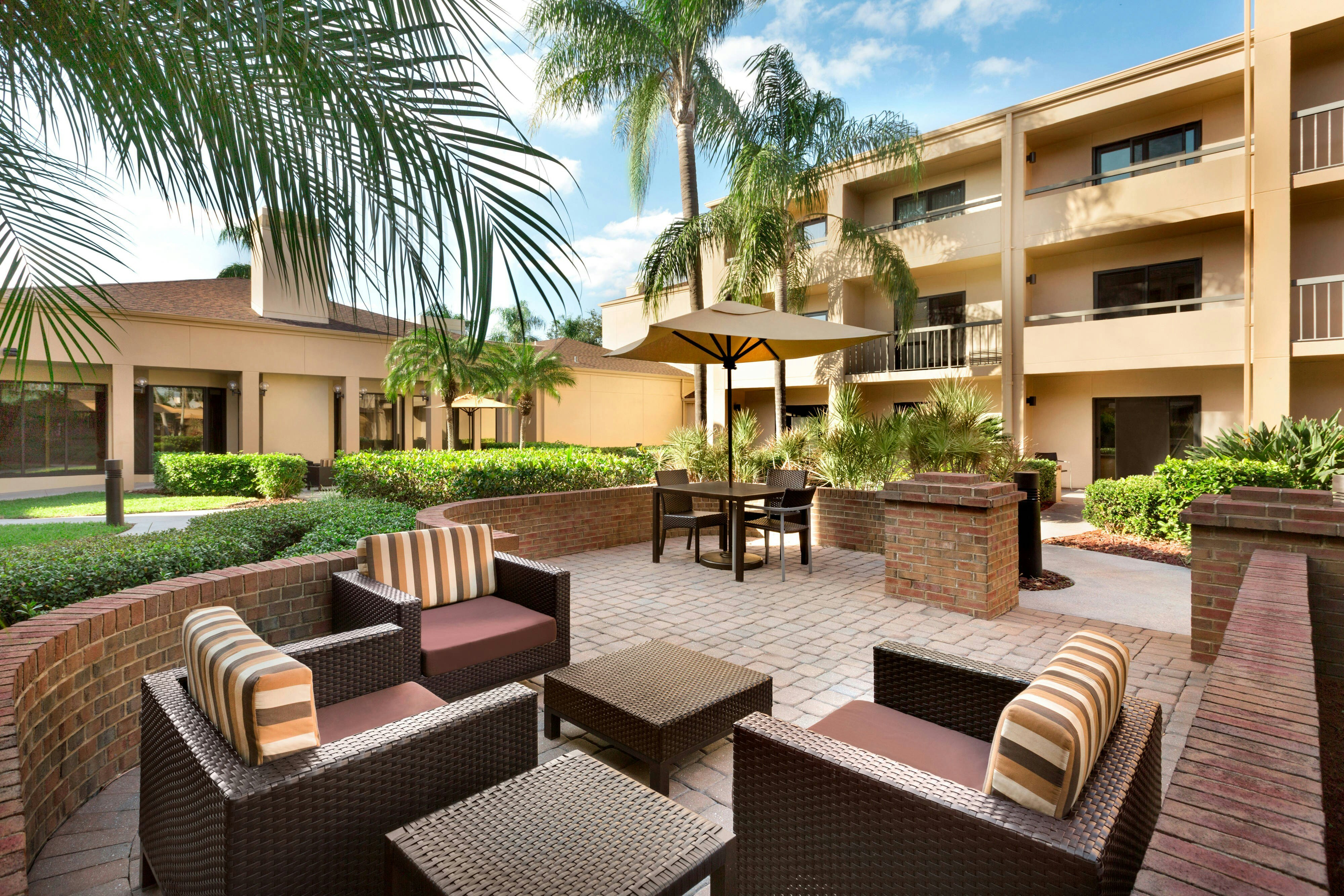 Courtyard by Marriott Fort Myers Cape Coral 21/23