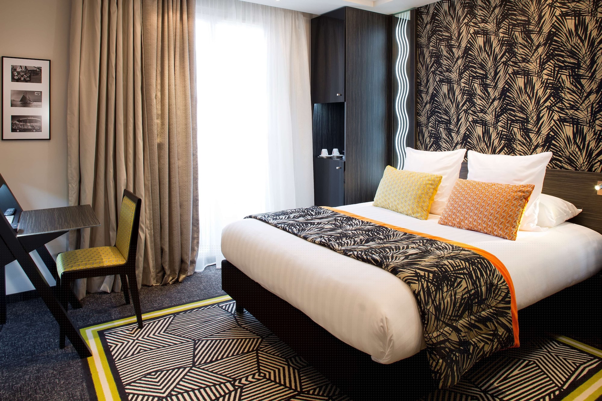 rooms