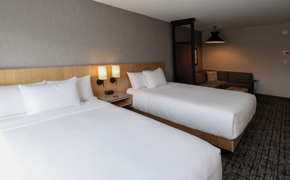Hyatt Place Moncton 12/50