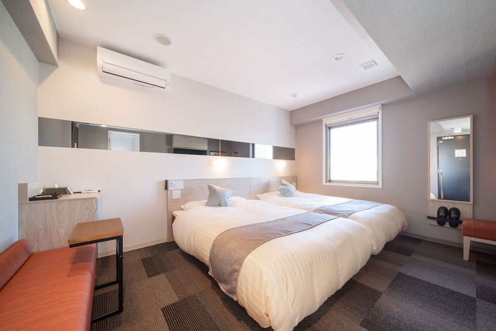 Super Hotel Premier Miyazaki Ichibangai 11/35