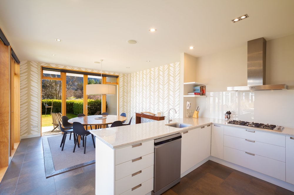 Millbrook Resort 3/50