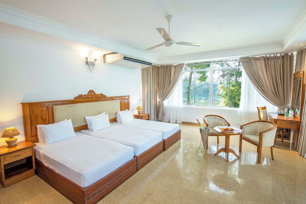 Hotel Sudu Araliya 17/69