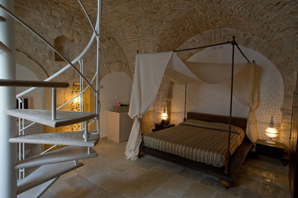 Le Alcove Luxury Hotel Nei Trulli 8/46